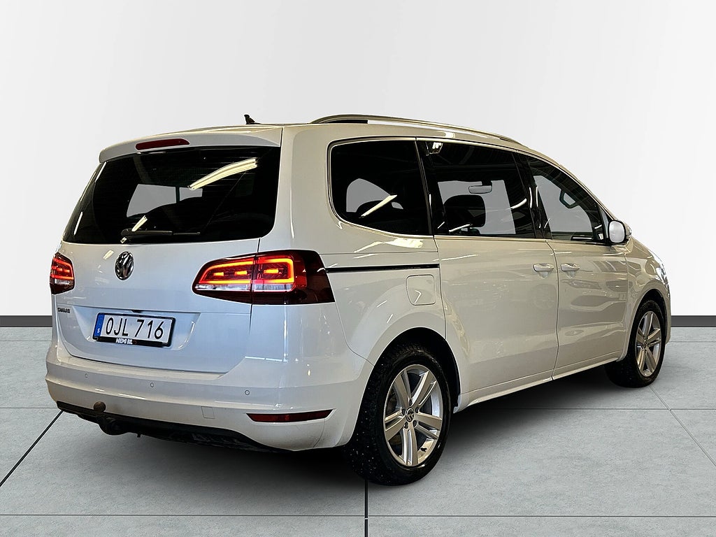 Volkswagen Sharan 7-sits 2.0 TDI DPF 4M Base Kamera/Drag/M-Värm/S&V-Däck