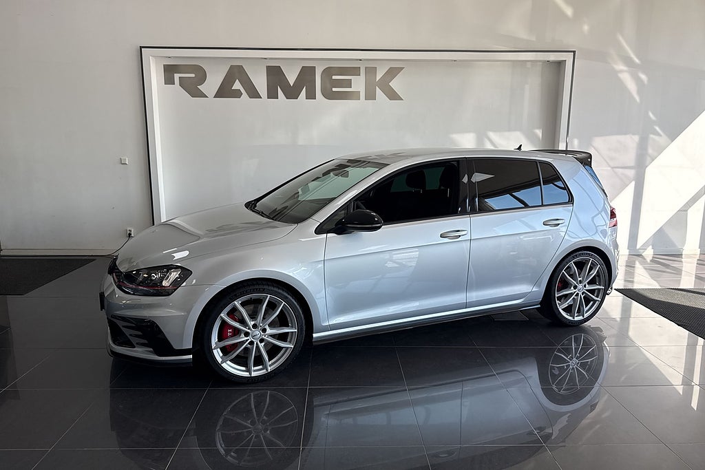 Volkswagen Golf GTI Clubsport 2.0 TSI 40Th Annivesary Edition 265 Hk