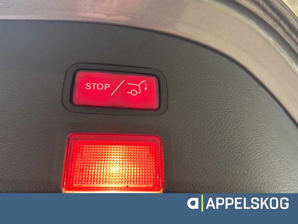 Mercedes-Benz CLA 220 d Shooting Brake 7G-DCT 177hk|RÄNTA 3,99%|V-HJUL| thumbnail