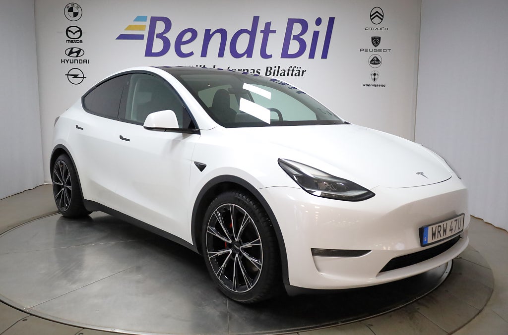 Tesla Model Y Performance 1 ägare / 9934 Mil / Leasebar