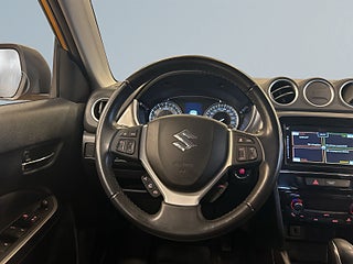 Suzuki Vitara HEV AllGrip AGS MOMS/SoV-Däck/MoK/Kamera – bild 9