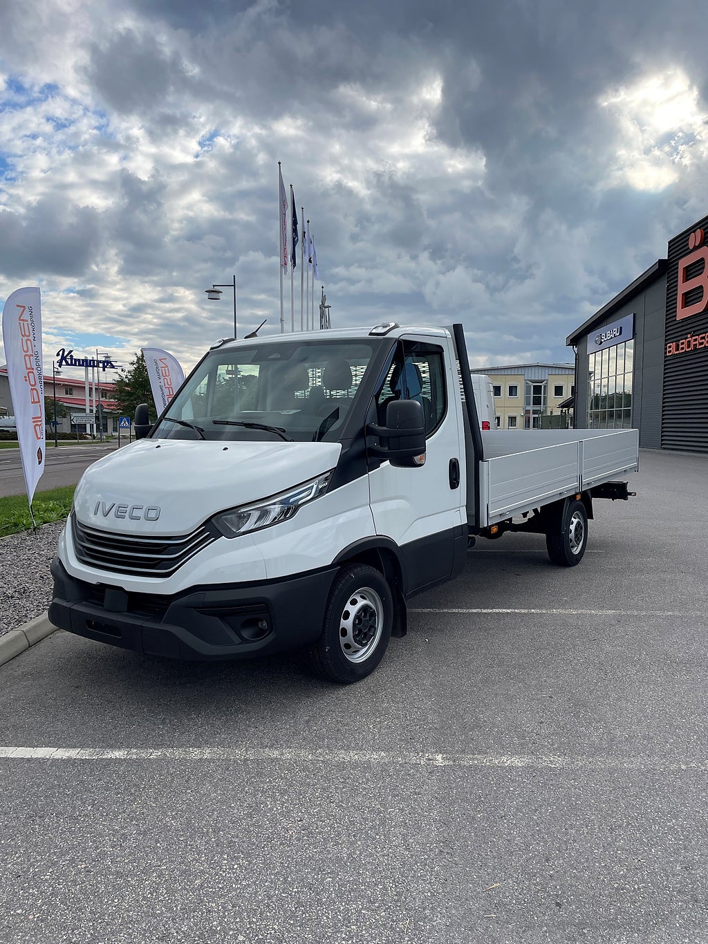 Iveco Daily 35S16HA8 Flak, Automat, dragvikt 3500kg