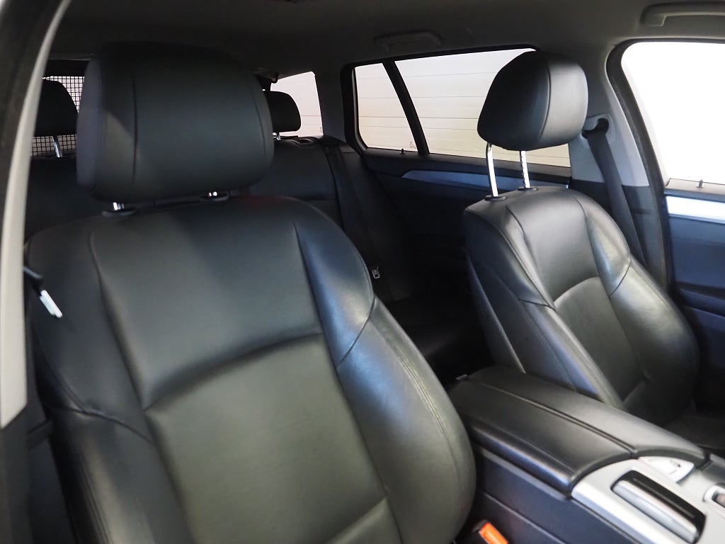 BMW 520d xDrive Touring Aut Navi Pro Kamera Drag M-Värm Läder 2017