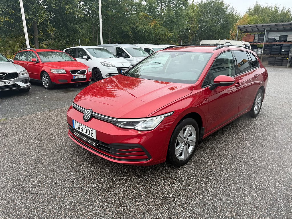 Volkswagen Golf I SPORTSCOMBI 1.5 AUT COCKPIT NAVI CARPLAY VÄRMARE MOMS