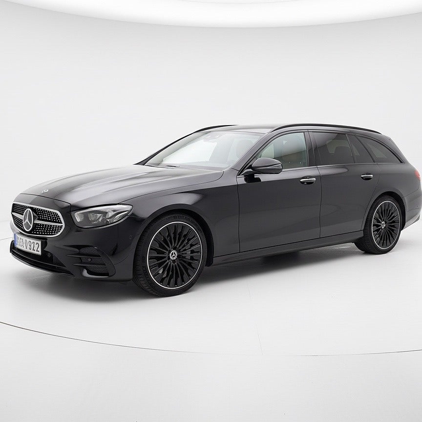 Mercedes-Benz E 300 e Kombi / AMG Line Premium / Panorama 