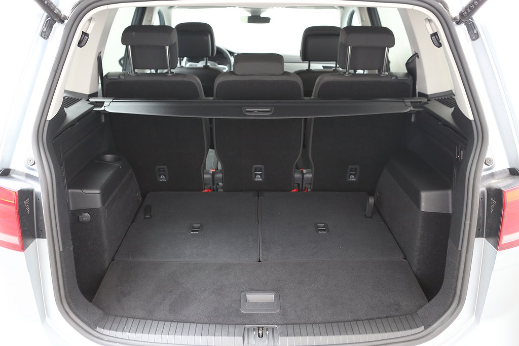 Volkswagen Touran 1,5 TSI 150hk DSG7 Drag Leasbar 7-Sits 2024