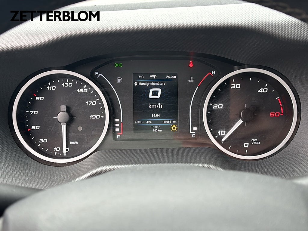 Transportbil - Skåp Iveco Daily 11 av 13