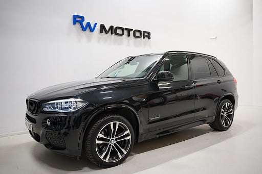 BMW X5 xDrive30d 258hk M Sport H/K Pano HUD 360° D-värm Skinn