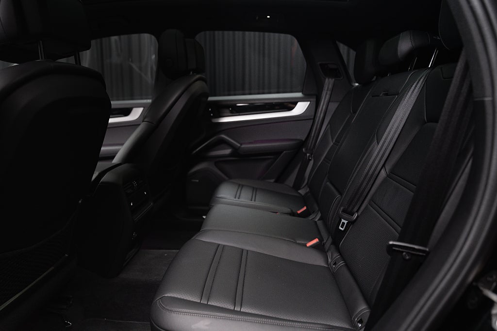 Gallery image 16 of 21