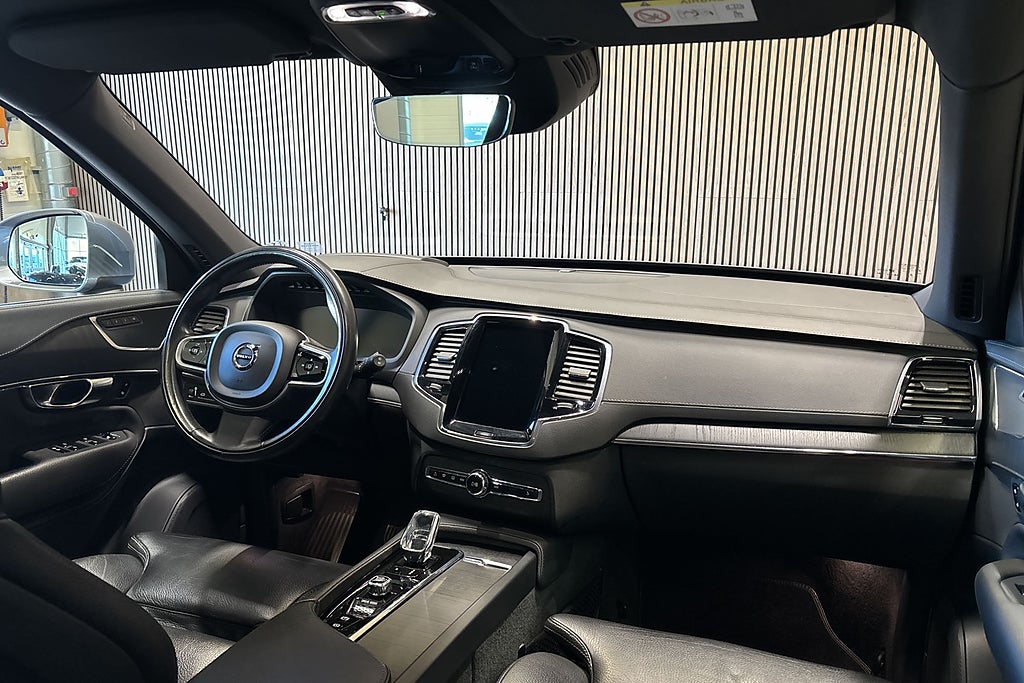 Volvo XC90 7-seater T8 Twin Engine AWD Geartronic Inscription
