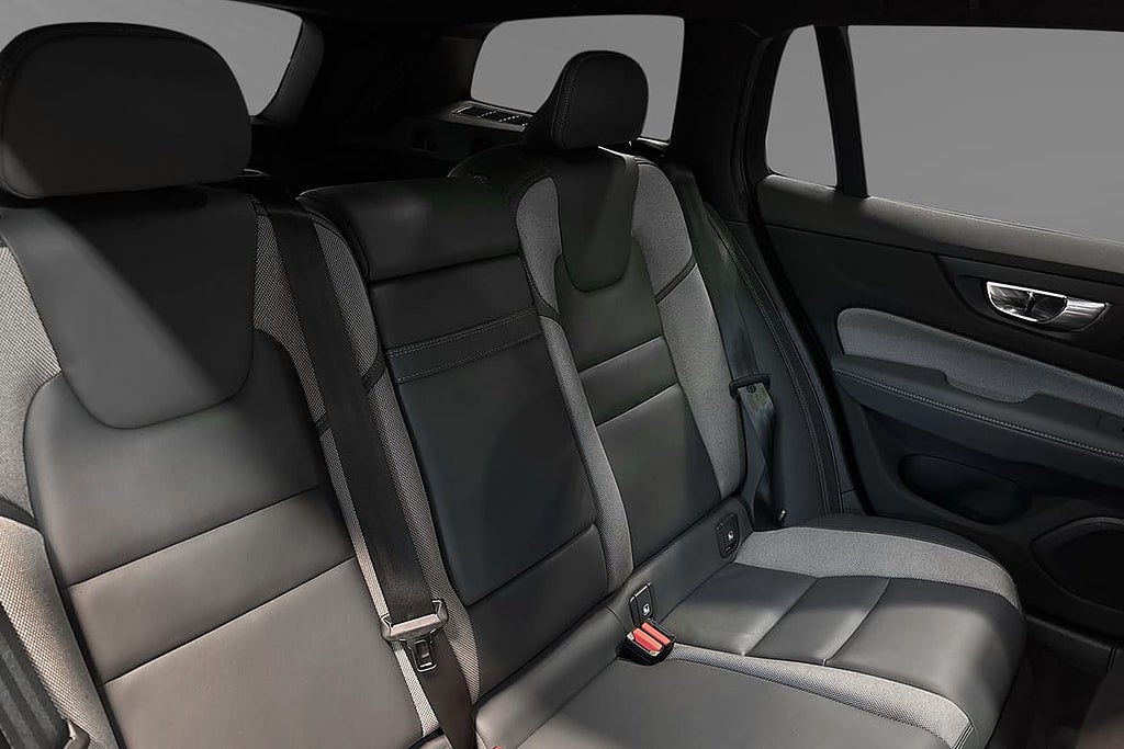 Volvo V60 Recharge T6 R-Design (SELEKT)