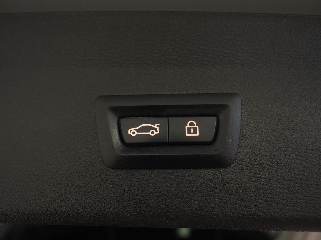 BMW X1 xDrive20d 190hk Aut Sport line Drag Navi B-Kam HuD HiFi 2020