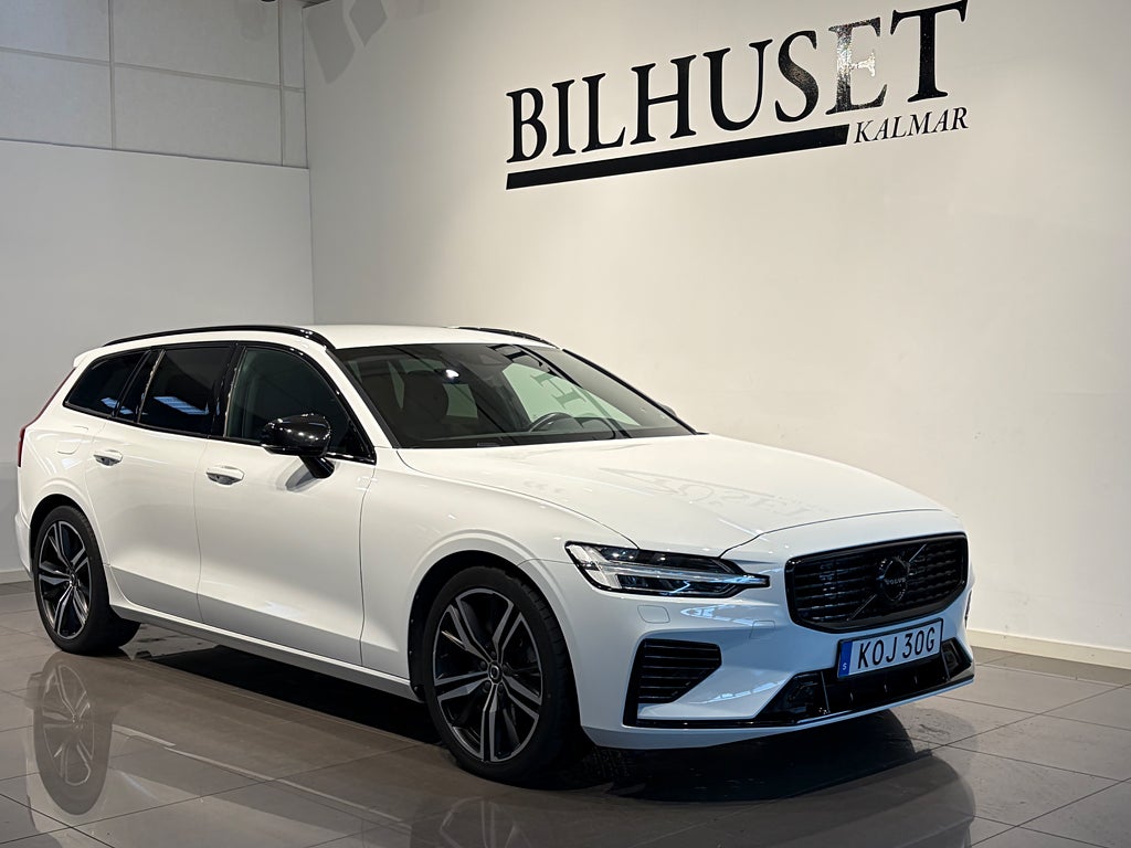 Volvo V60 T8 Twin Engine AWD R-Design | Kamera | Drag | Se Spec 