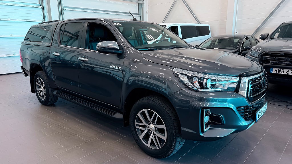 Toyota Hilux 2.4 AWD Executive Kåpa Släde 1-Ägare