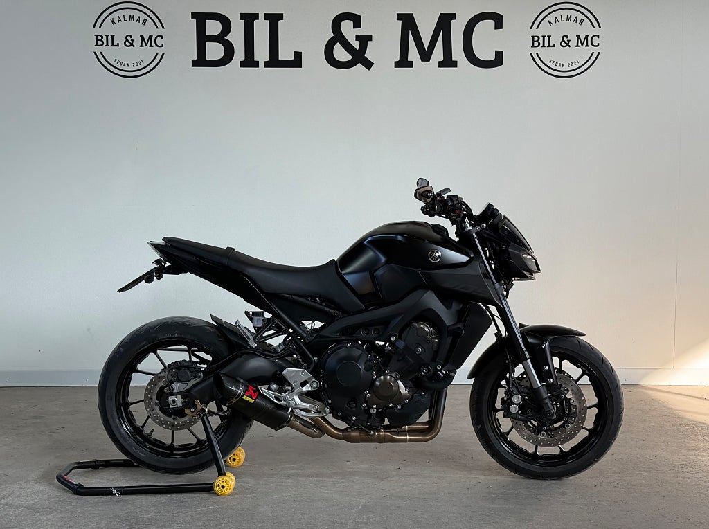 Yamaha MT-09 Akrapovic Helsystem 2,95% ränta 0kr insats 