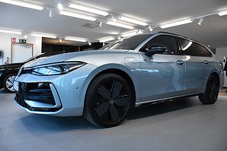 Volkswagen Passat 272hk R-Line SWE Edition **KAMPANJBIL**