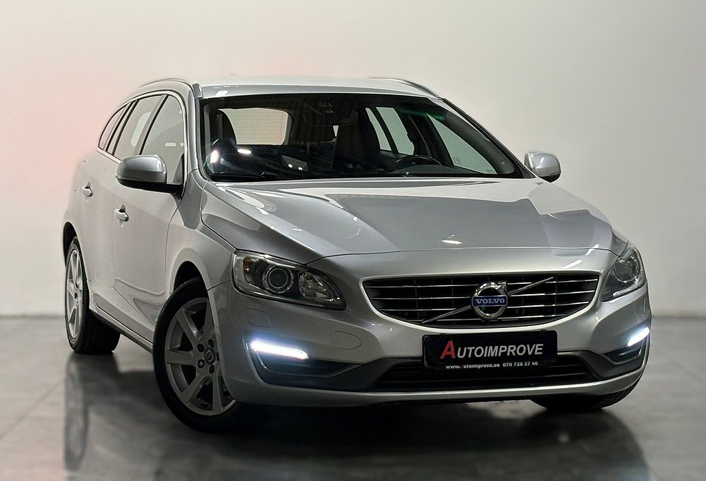 Volvo V60 D4 115HK 6-VÄXLAD SUMMUM NAVI P-SENSORER DRAG VOC