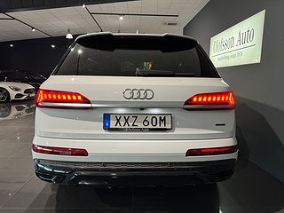 SUV Audi Q7 10 av 12