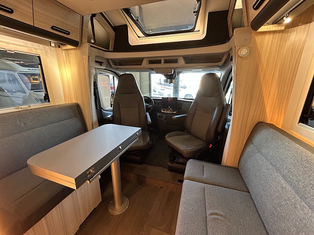 Sun Living s 72 DC / Clesana / Hyd-stöd / Aut / Taksäng - Sun Living