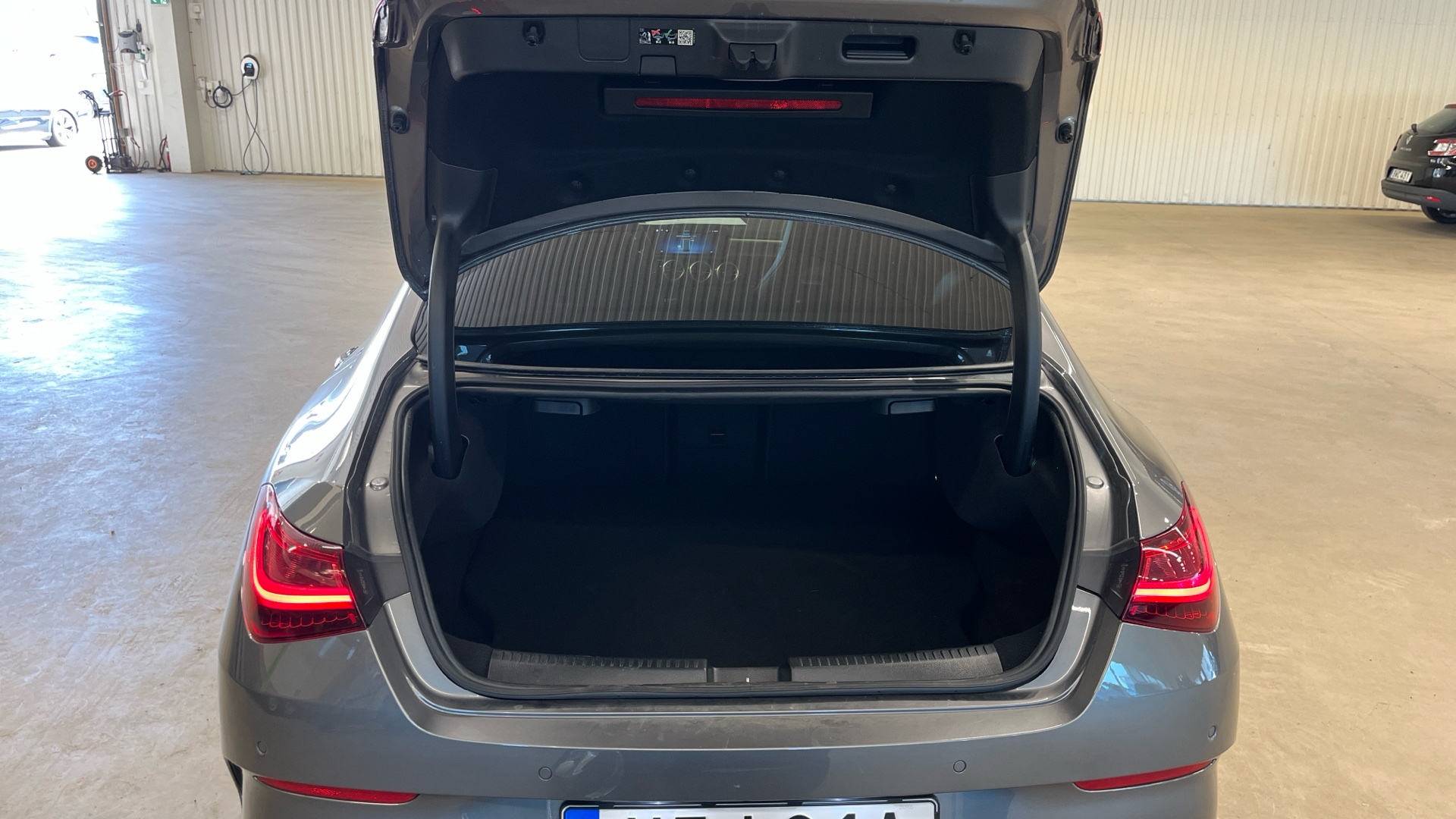 Mercedes-Benz CLA 250 e Coupé AMG Pano 2026, kuva 6/10