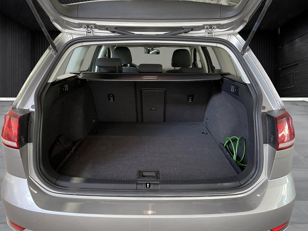 Volkswagen Golf 2019 - miniatyr 15