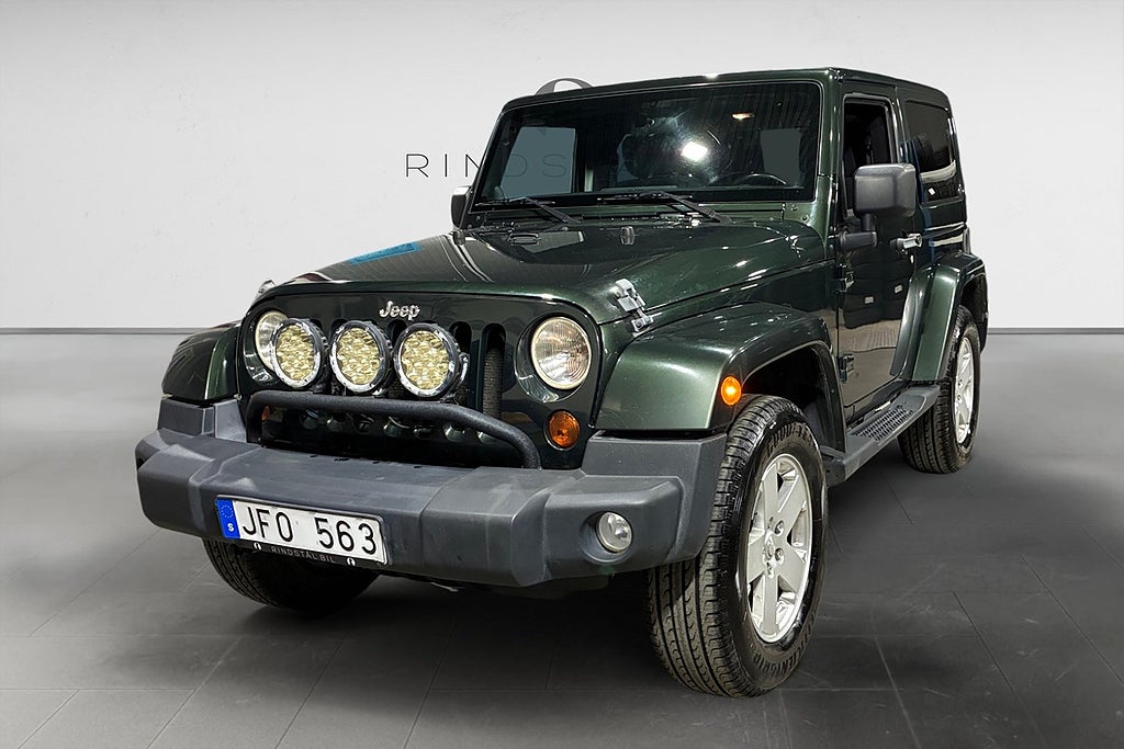 Jeep Wrangler Unlimited Sahara 3.8 V6 199 HK AUT AWD M&K NYSERV