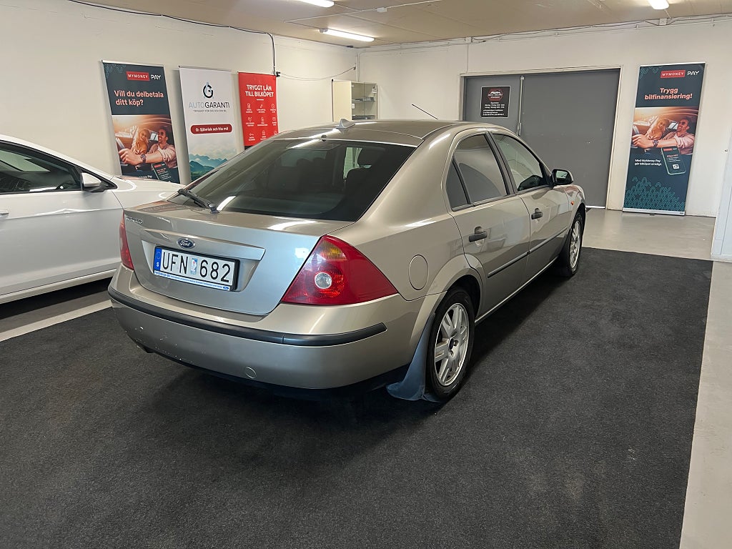 Ford Mondeo Hatchback 2.0 Manual, 145hp, 2003