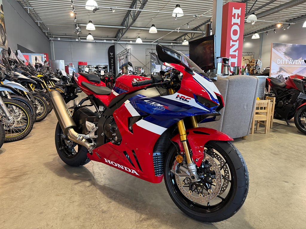 Honda CBR1000RR-R Fireblade SP 