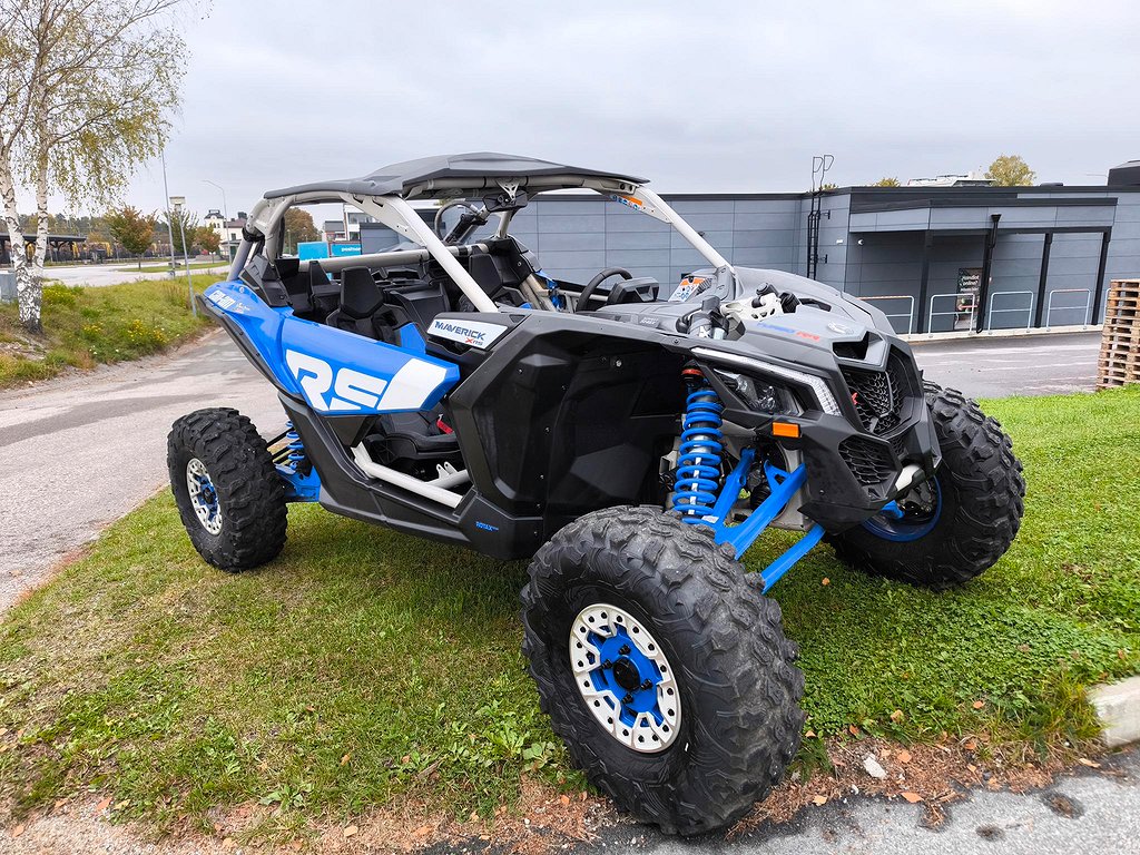 Can-Am Maverick X3 XRS Turbo RR "MOMSAD" 