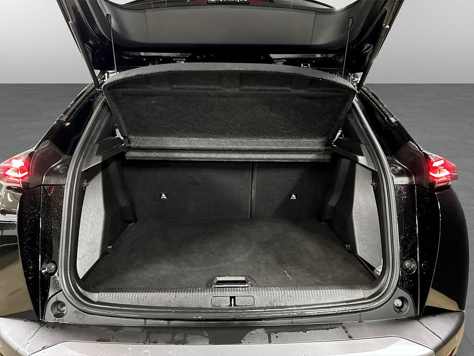 Bild på Peugeot 2008 GT 1.2 PT 130hk Aut B-KAMERA CARPLAY