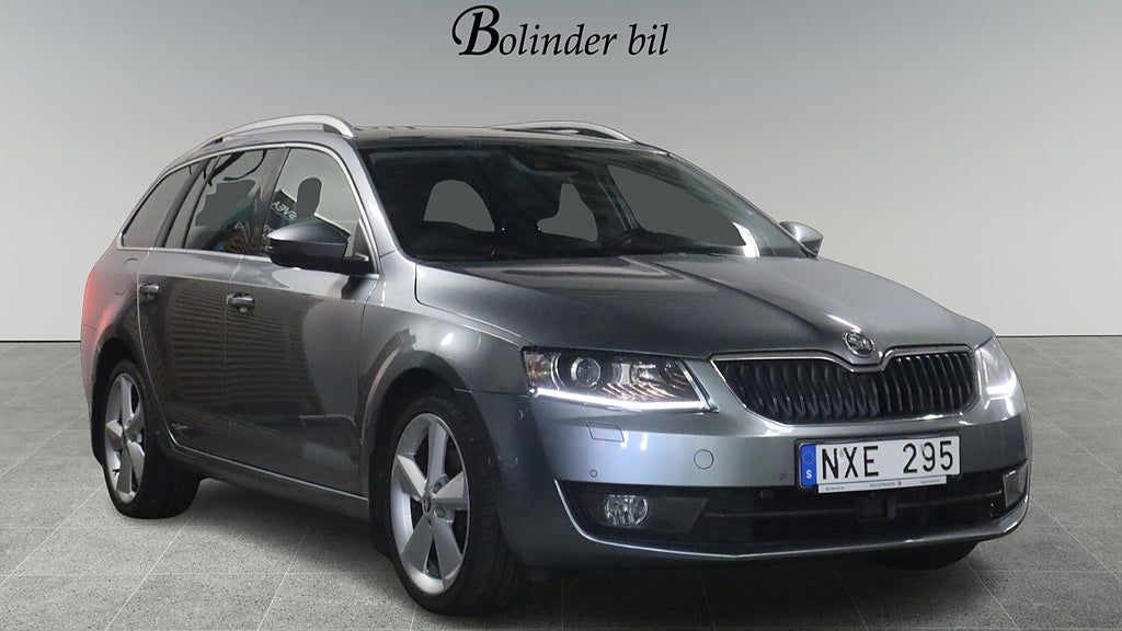Skoda Octavia Kombi 1.8 TSI 4x4 Elegance NYBES SERVAD DRAG NAVI M-VÄR