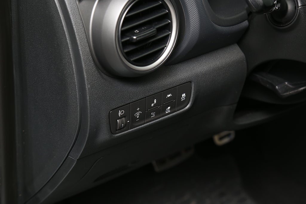 Hyundai Kona Electric 64 kWh Premium 204hk Skinn Head-up KRELL 2020