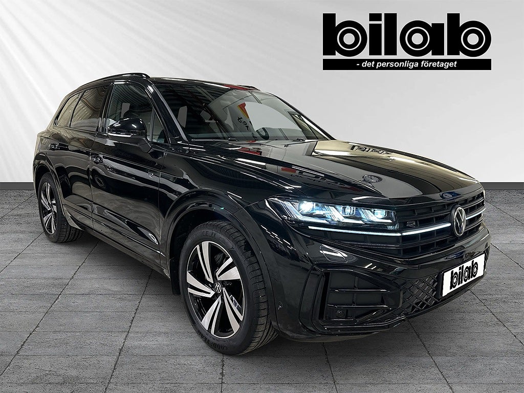 Volkswagen Touareg R-LINE V6 TDI 286HK 4-M