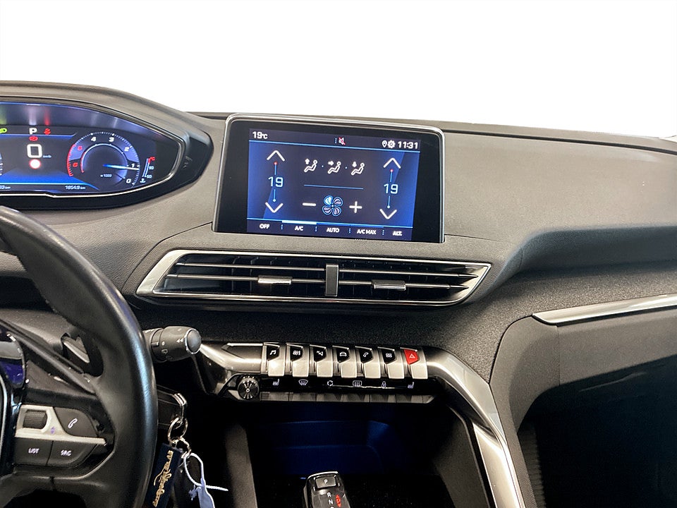 Bild på Peugeot 3008 Allure 1.5 BHDi 130hk Aut DRAG BACKSENSOER