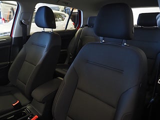 Halvkombi Volkswagen Golf 16 av 21