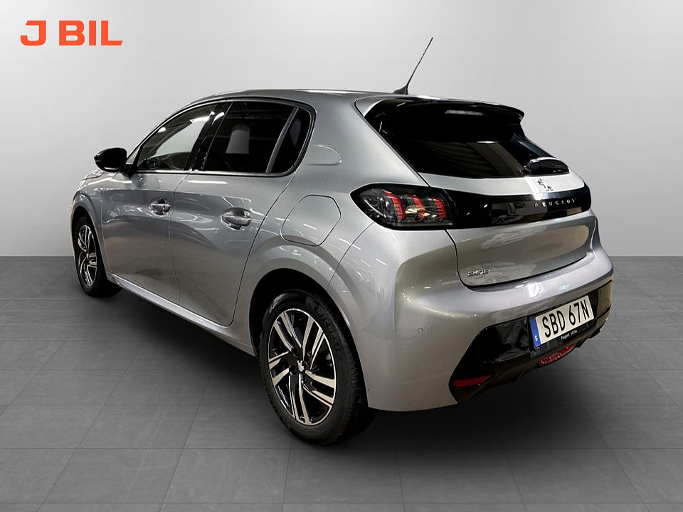 Bild på Peugeot 208 Allure Pack 1.2 PT 100hk B-KAMERA CARPLAY