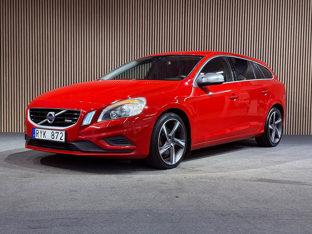 Volvo V60 R-Design / Värmare / Nyservad / 0,44L/M
