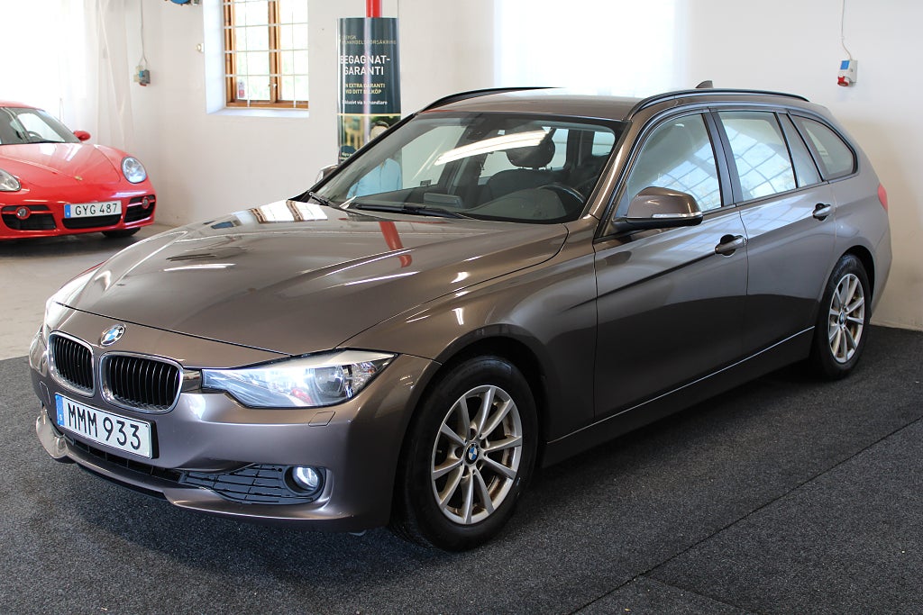 BMW 320 d Touring / P-sensor / Rattvärme / P-värmare / 184hk