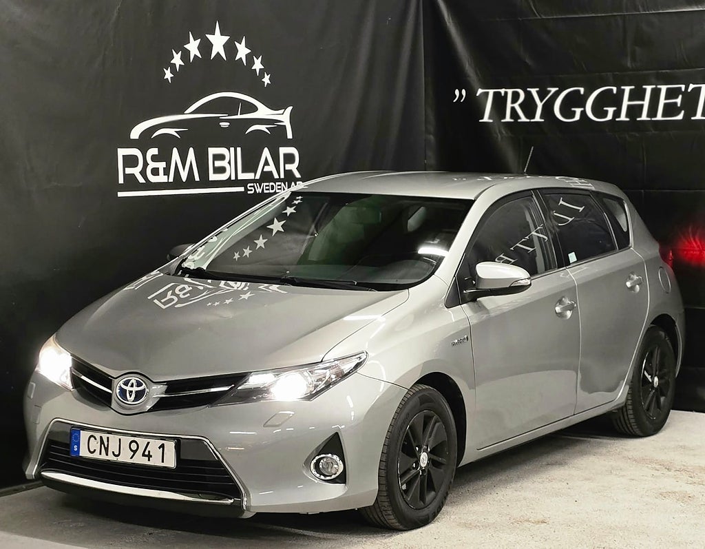 Toyota Auris Hybrid, Få-ägare, B-kam, 136HK, Ny Serv/Bes!!!