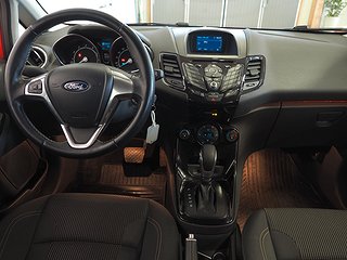Halvkombi Ford Fiesta 9 av 18