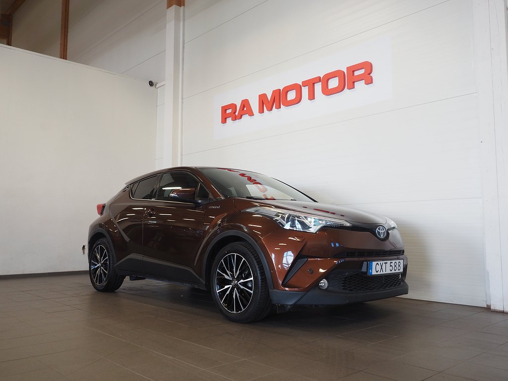 Toyota C-HR Hybrid CVT Executive Drag M-Värm JBL Kamera 2017