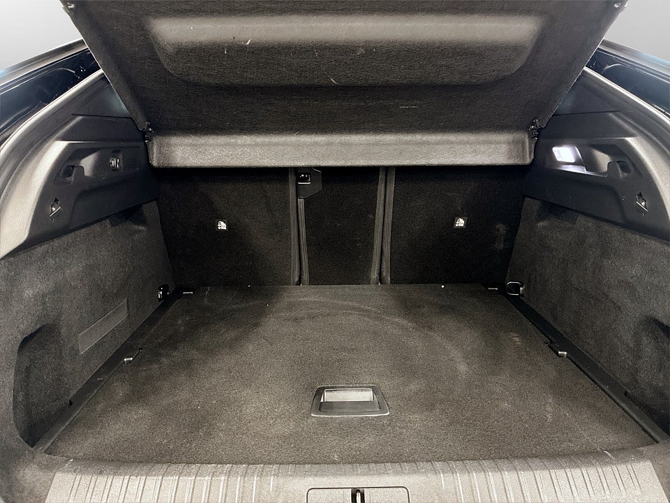 Bild på Peugeot 3008 GT Hybrid 145hk Aut B-KAMERA CARPLAY