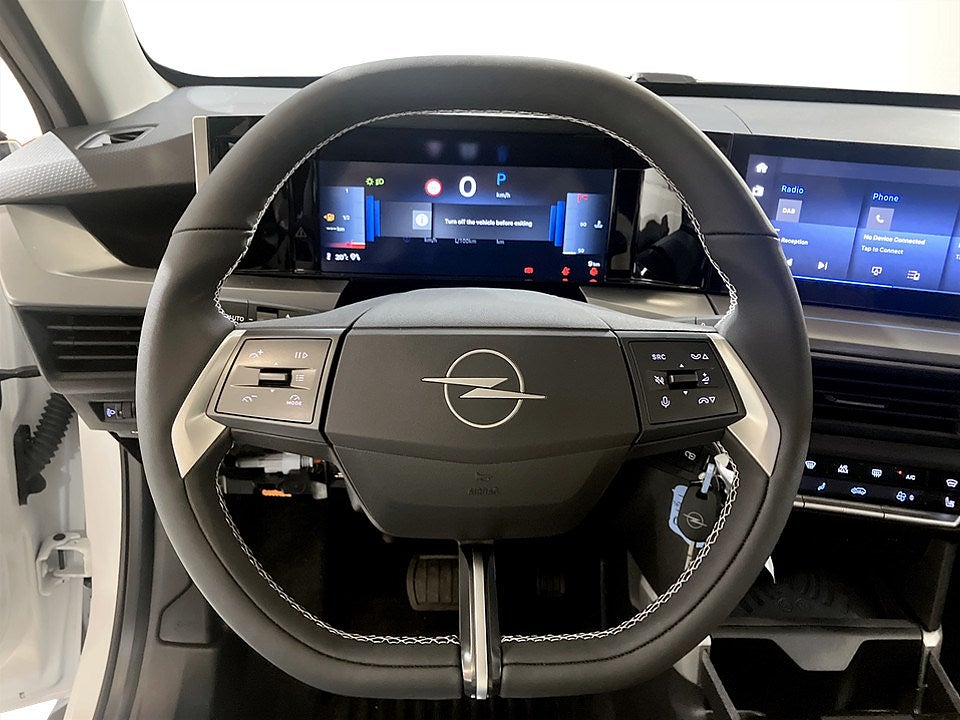 Bild på Opel Frontera GS Hybrid 136hk Aut - OMGÅENDE LEVERANS!