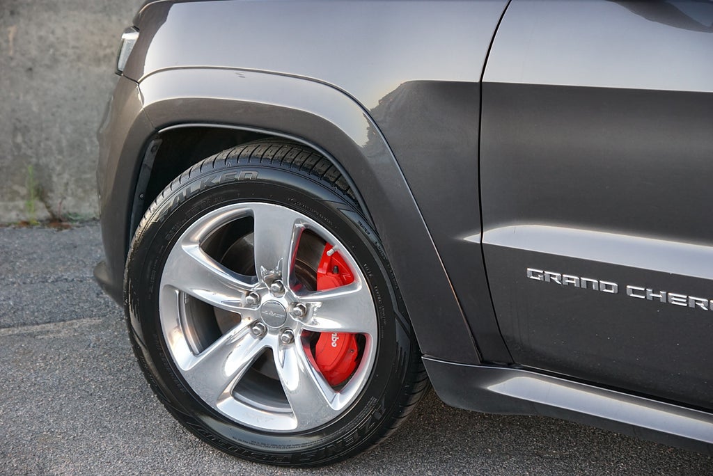 Jeep Grand Cherokee SRT 6.4 V8 HEMI|Svensksåld|1-Ägare|Pano|H&K|SE SP