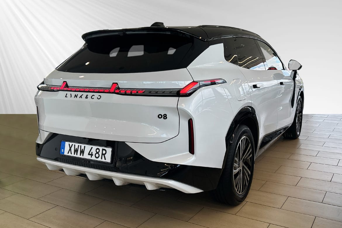 Lynk & Co 08 Core PHEV 2025, bild 4/10
