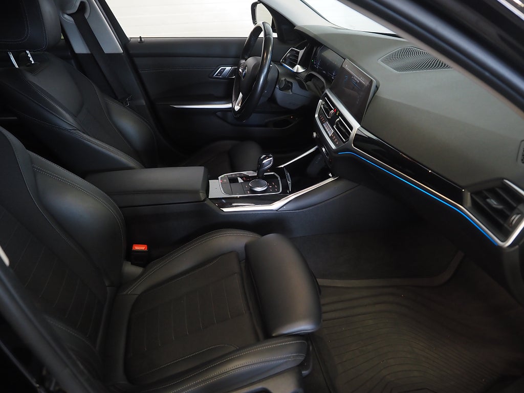 BMW 330e Plug-in Touring 292hk Sport Line | Drag | Navi | 2021