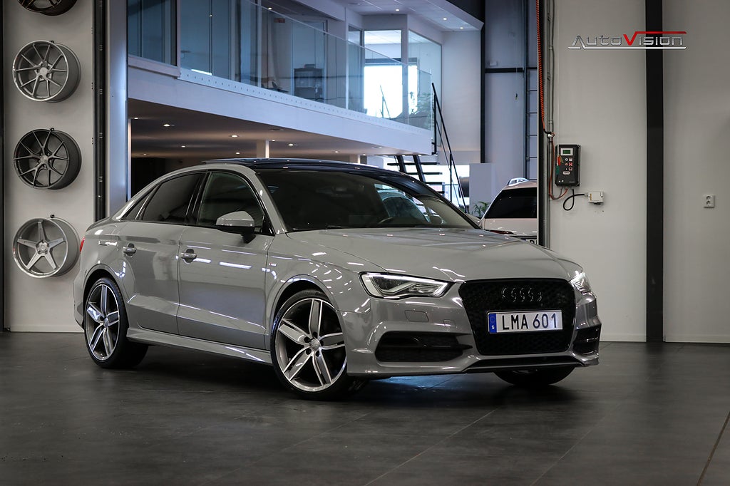 Audi A3 Sedan 2.0 TDI Quattro 150hk S-Line | EYECATCHER | PANO