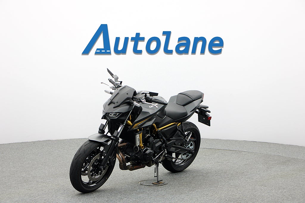 Kawasaki NINJA Z650* Traction control ABS Bluetooth