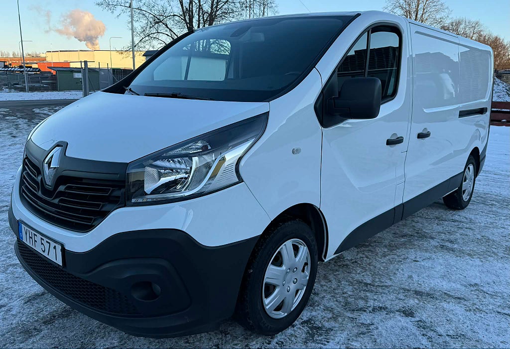 Renault trafic Skåp 1.6 dCi 125hk Bi-Turbo MOMS / LÅNG / 1-ÅRS GARANTI