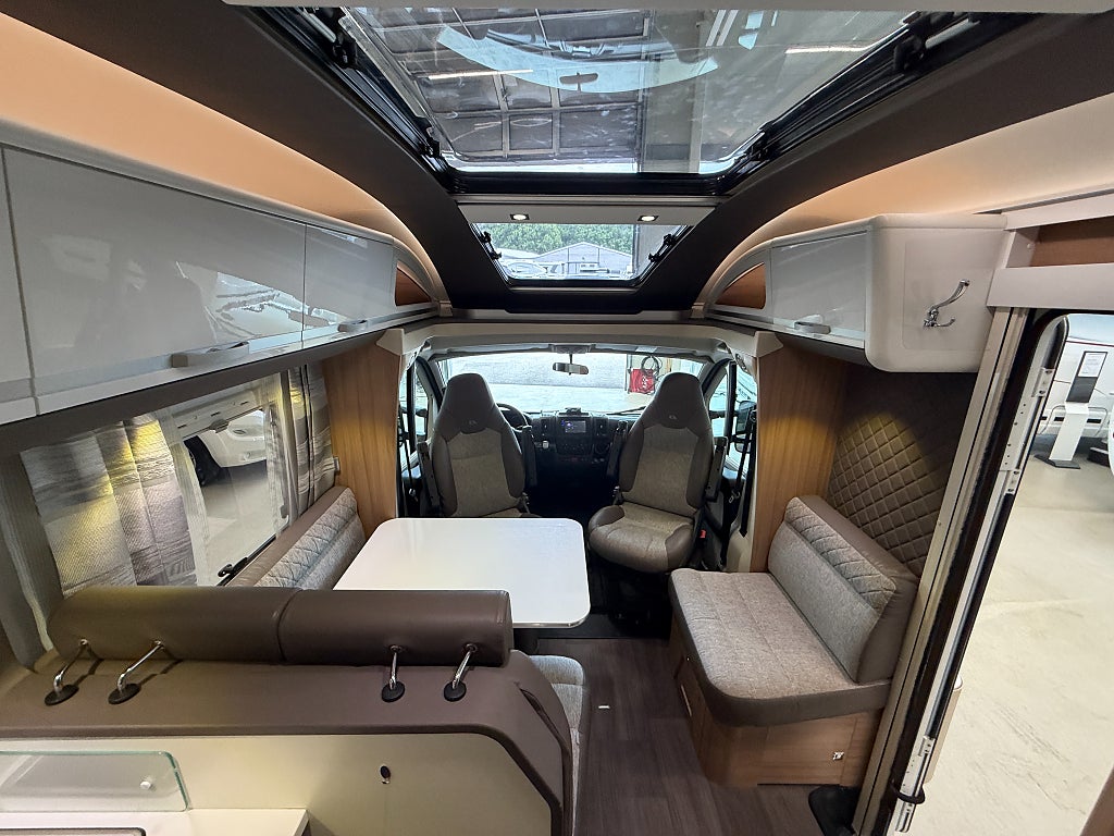 Adria Coral 670 SC Supreme *AC*Solcell*Automat*